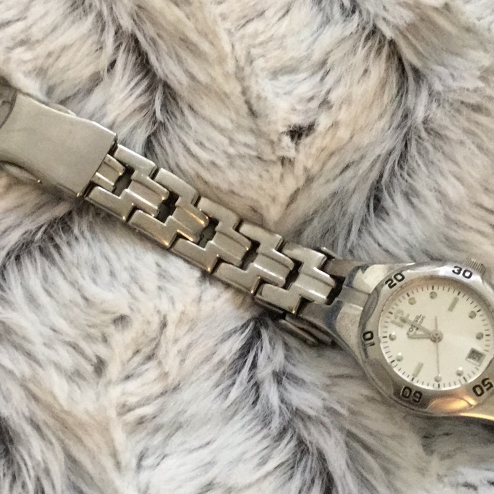 Silver watch - Picture 3 of 4